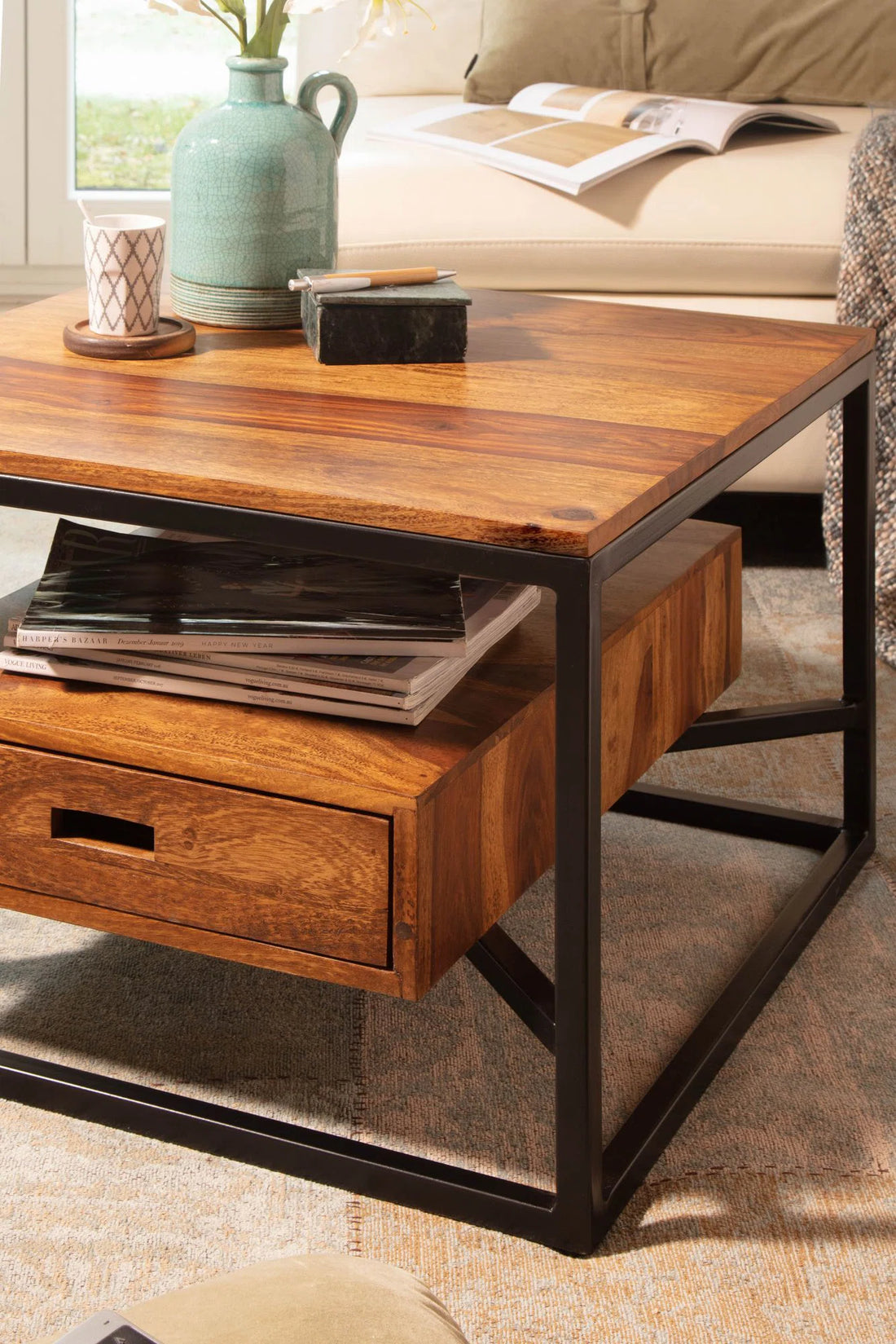Mentasa Coffee Table