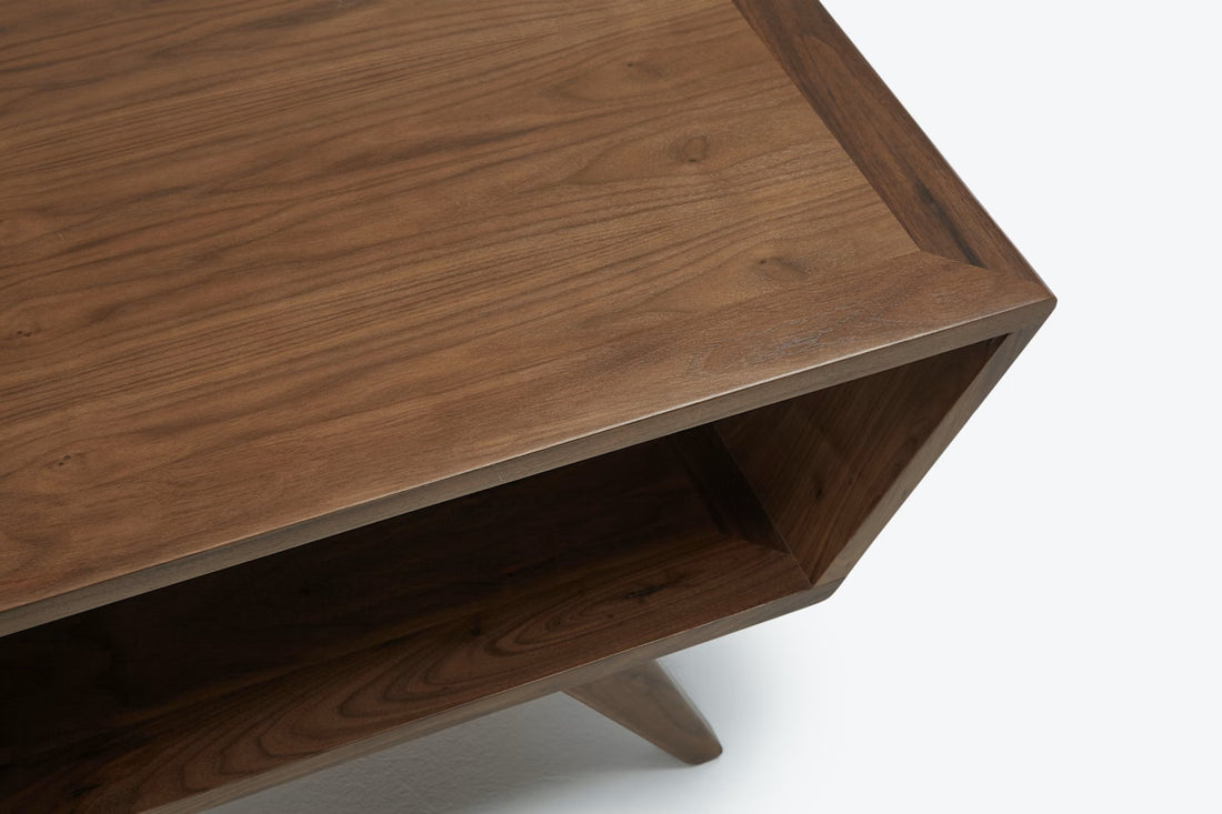 Coffee Table in Acacia Wood - Chuk Chuk Villa