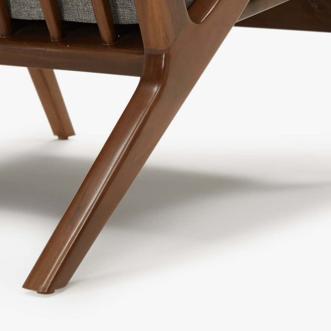 Soto Chair Concave - Chuk Chuk Villa