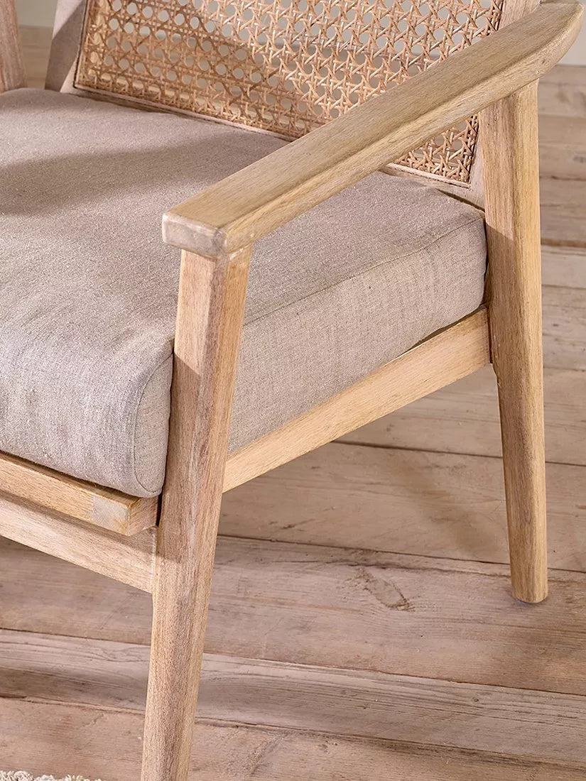 Warm Rattan Armchair in Solid Wood