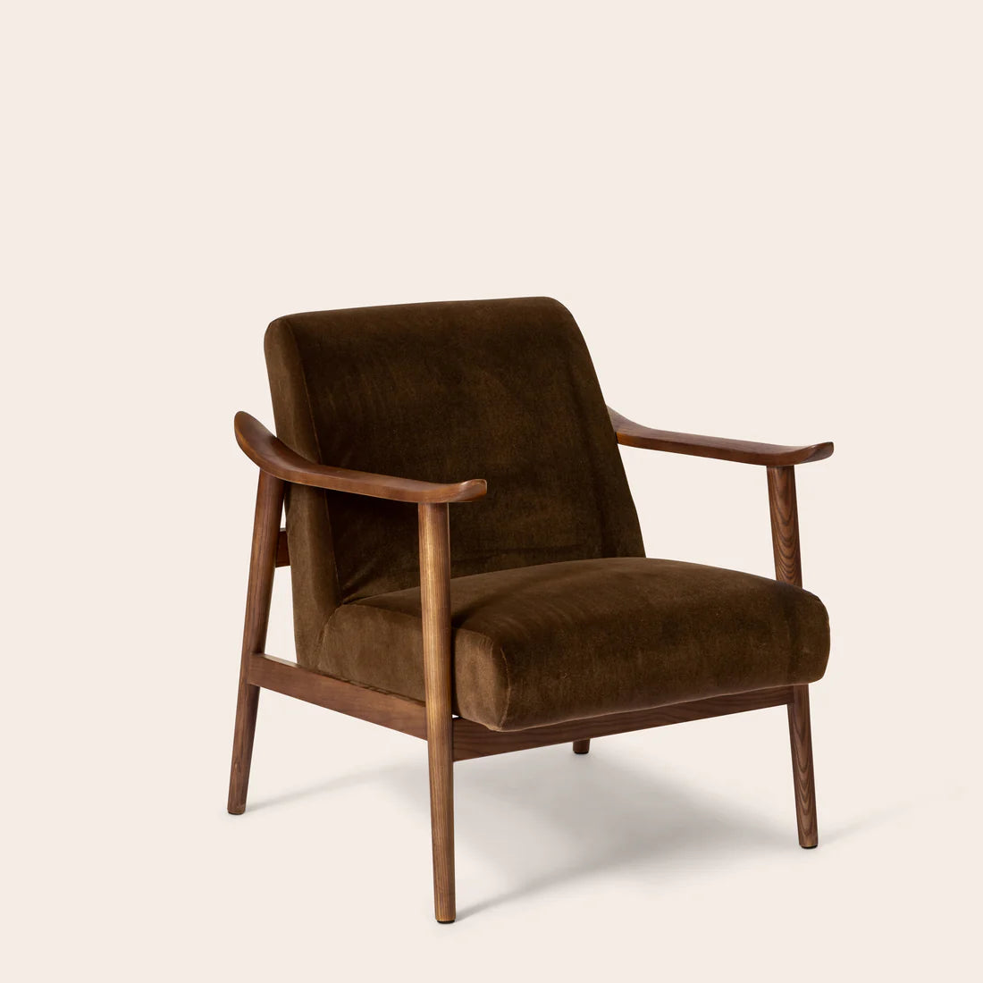 Winston Armchair | Solid Wood | Walnut Finish