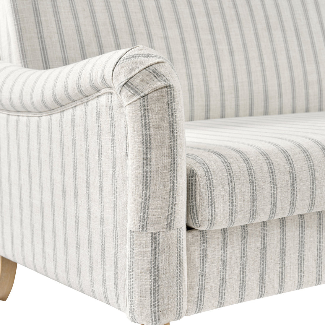 Arching 2 Seater Farmhouse Loveseat With Solid Wood Spindle Legs