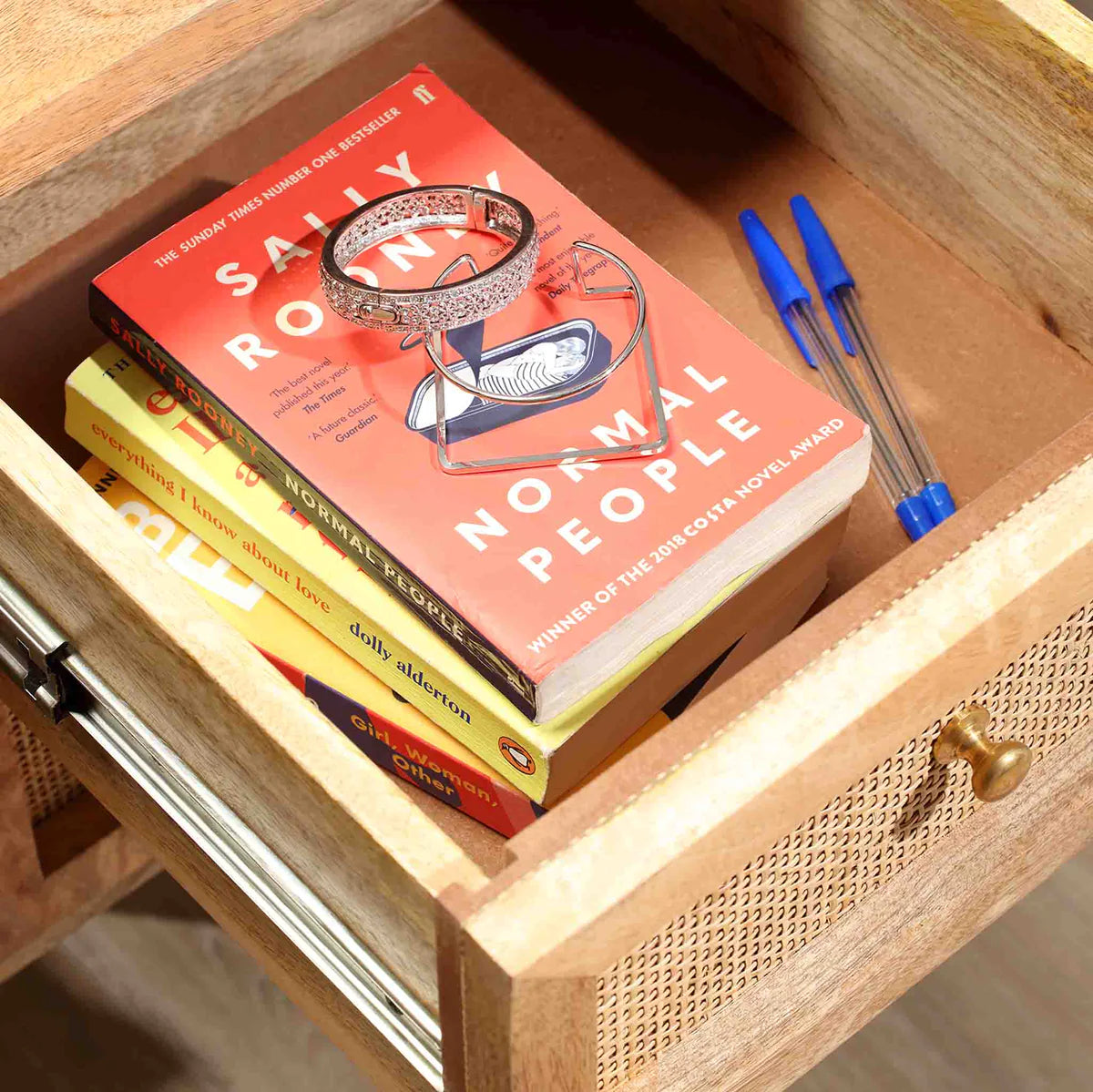 Ikanti Rattan Study Table