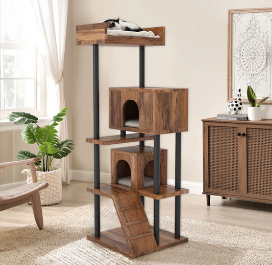 Pawnest Hut in Solid Wood & Metal