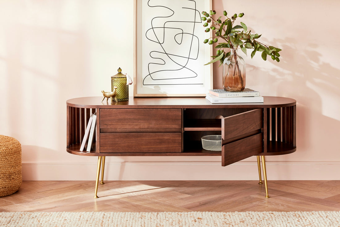 Mia TV Stand