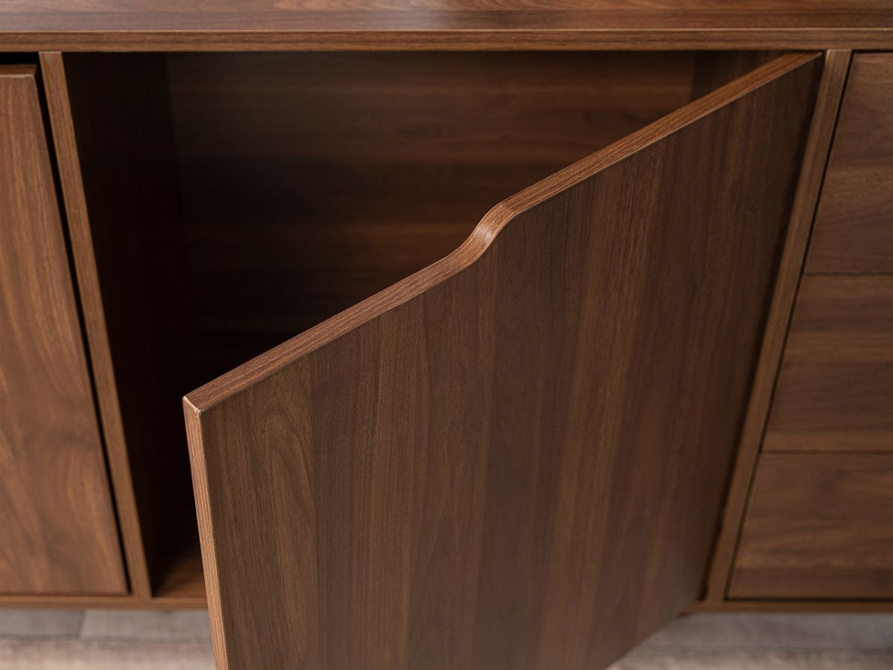 Edmond Solid wood sideboard